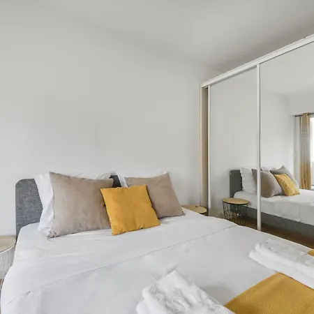 L'escapade Parisienne - Beau 2 Pieces - Proche Paris- Netflix Apartamento *